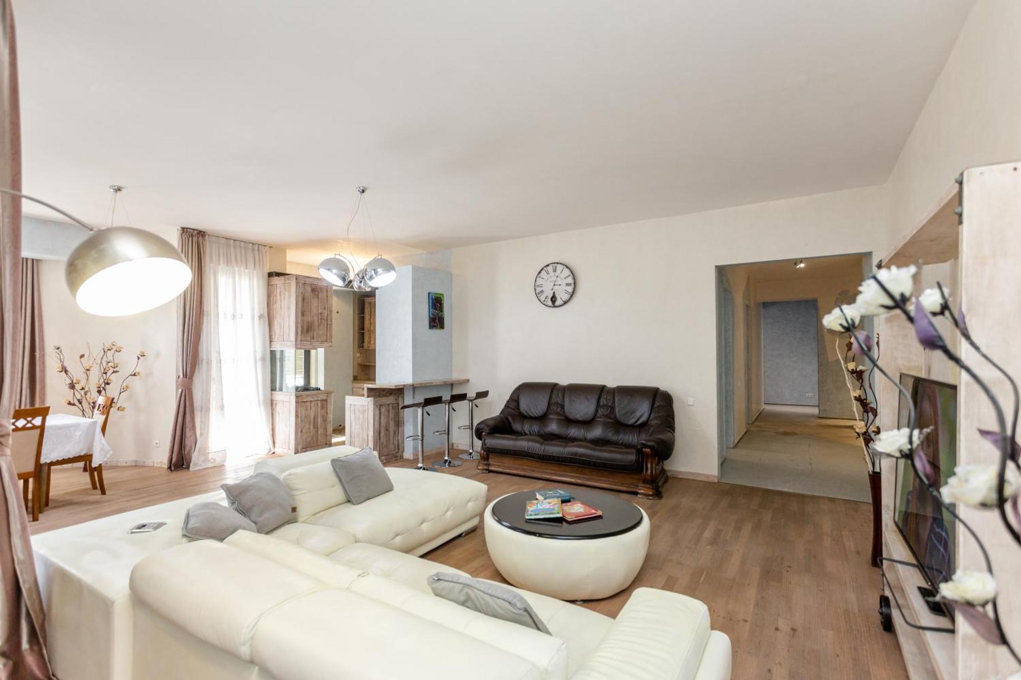 Serviced Apartment On Rustaveli Avenue 9 Tbiliszi Kültér fotó
