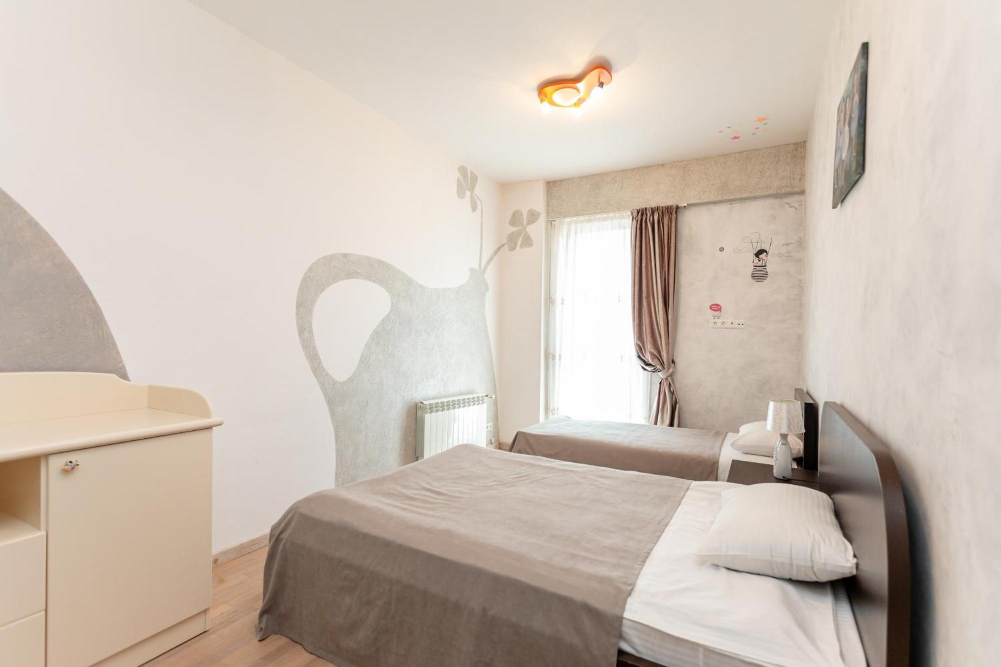 Serviced Apartment On Rustaveli Avenue 9 Tbiliszi Kültér fotó